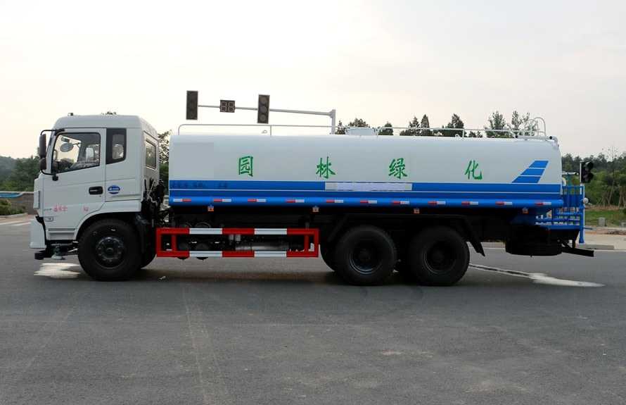 东风153新款20吨洒水车