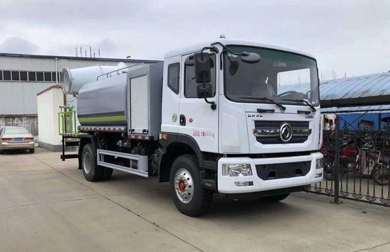 东风D9 60米抑尘车
