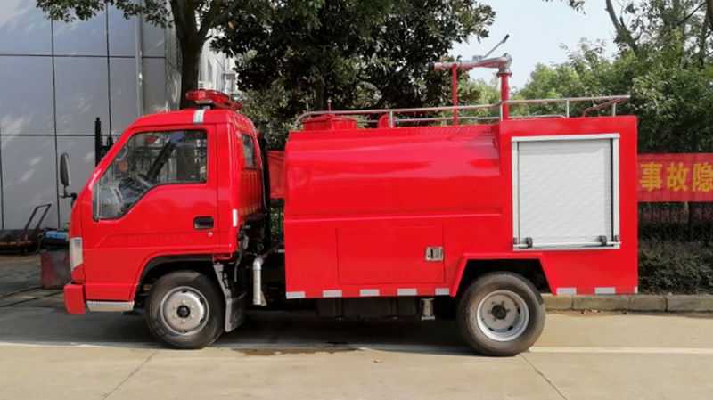 福田时代3方消防洒水车
