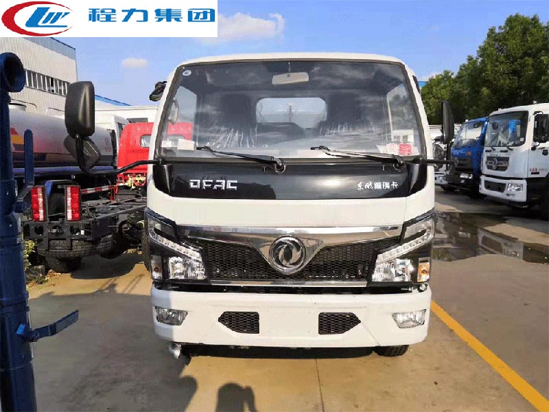 国六东风5吨福瑞卡洒水车